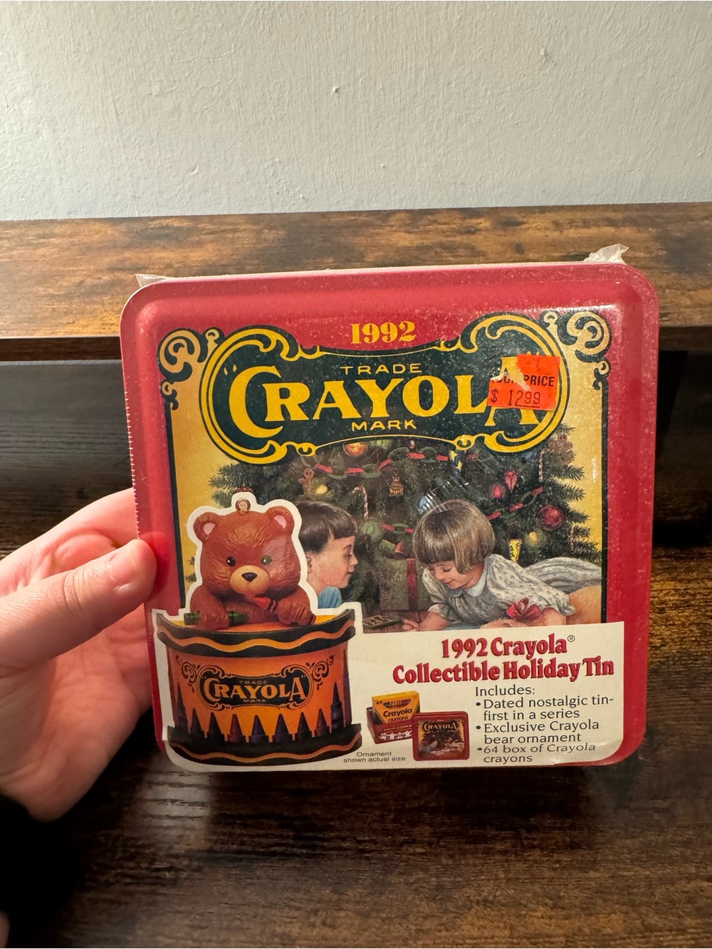Vintage 1992 Crayola Collectible Holiday Tin - Sealed